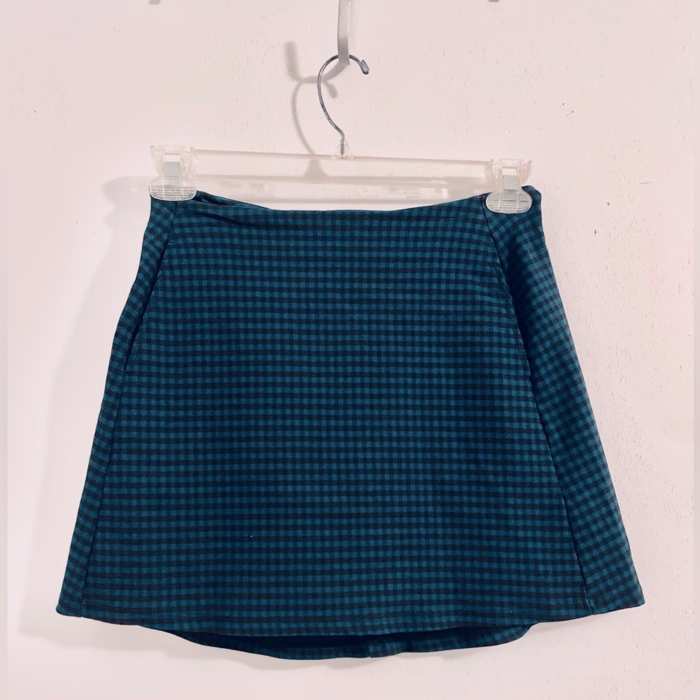 Altard’ State black and teal checkered mini skirt!
